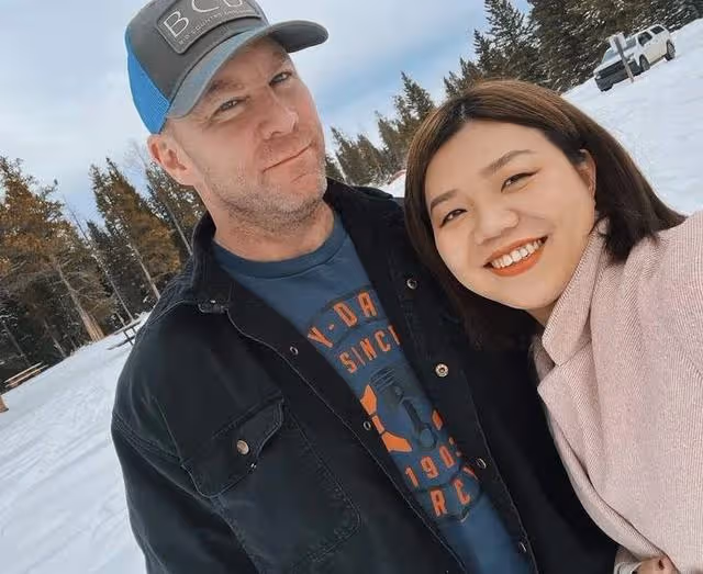恭喜！香港知名女歌手在國外低調結婚，圈內好友越洋視頻見證愛情