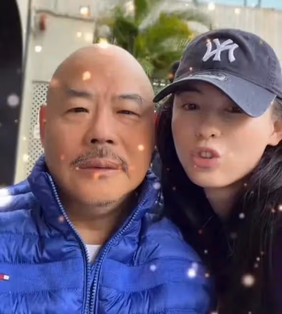 曾欠債逃竄「連累女兒」被向太擺平！今張柏芝攜子為「黑道」爸慶生 父債女還多年不計較