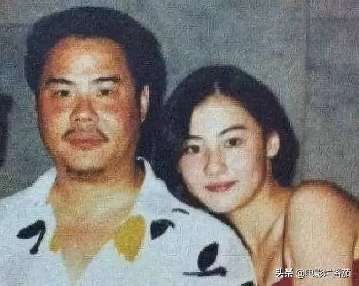 曾欠債逃竄「連累女兒」被向太擺平！今張柏芝攜子為「黑道」爸慶生 父債女還多年不計較