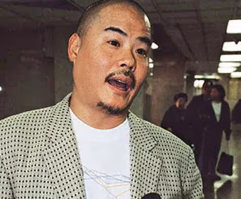 曾欠債逃竄「連累女兒」被向太擺平！今張柏芝攜子為「黑道」爸慶生 父債女還多年不計較