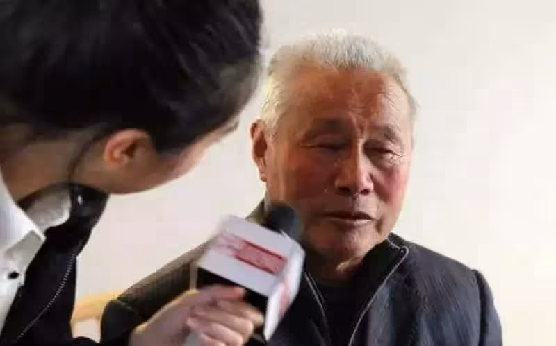 金庸同父異母的弟弟：在老家當農民，苦等金庸72年未得一見
