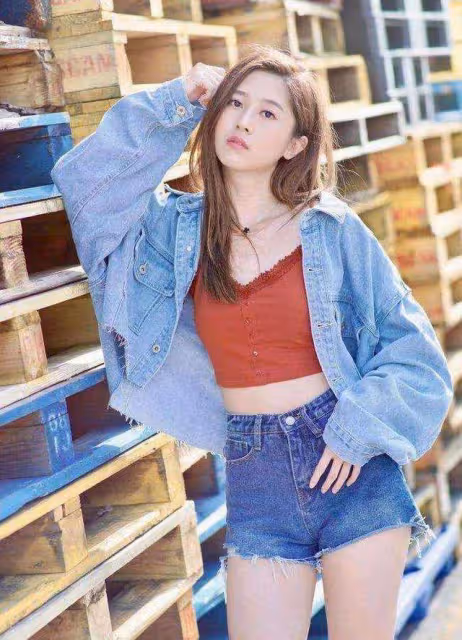 TVB清純女神入行兩年獲力捧,曝曾收到飯局邀約,全都是明碼標價