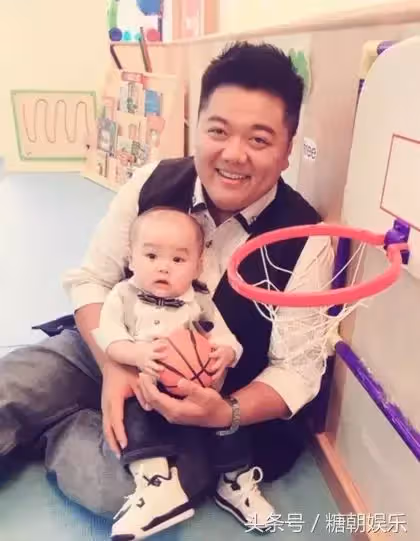 《功夫》演員近照爆出,星仔變星爺,昔日的功夫高手已經慢慢老去 , 她 卻變成美女了 !