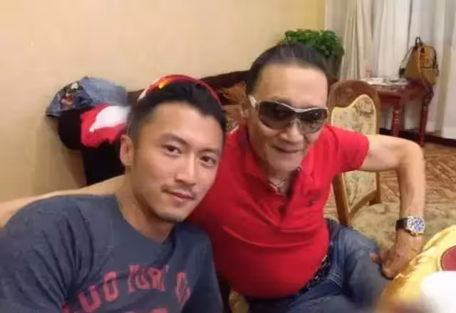 謝霆鋒在香港的豪宅公開!全家都是大明星人物,但卻住普通的房子 ,網友:完全不像是明星住的