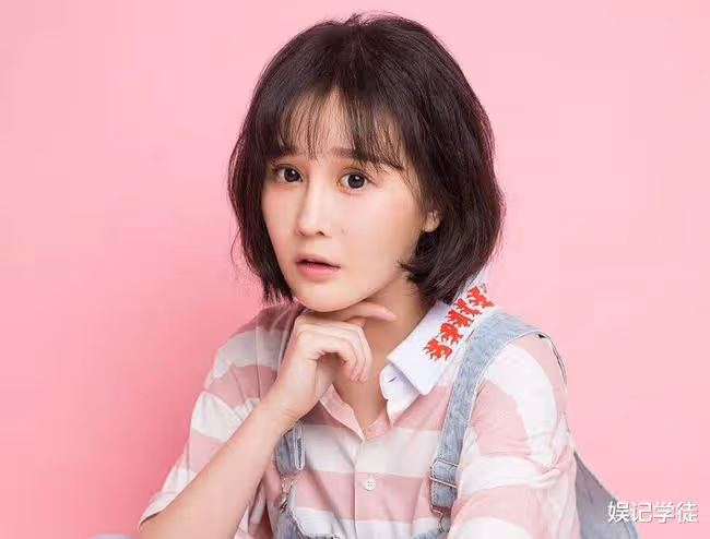 趙本山女兒帶貨再惹爭議，東西太貴沒人買，還在直播間懟網友太摳
