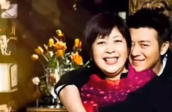 霸總天花板來了，娛樂圈太子爺本色出演，真正的霸總才不是暴發戶