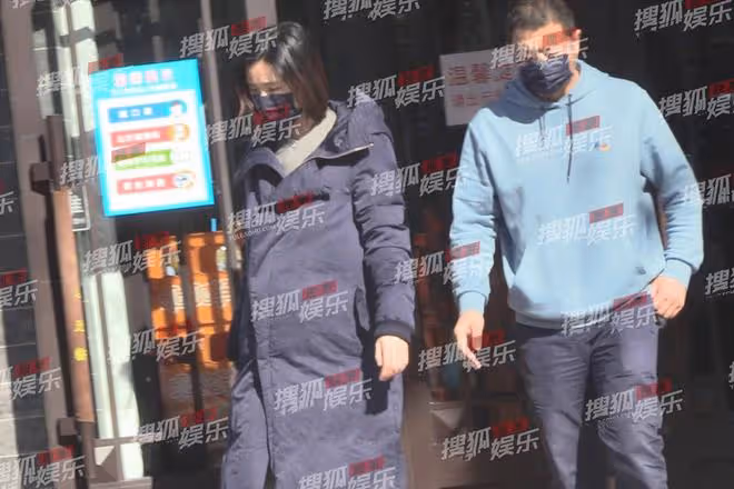 50歲李亞鵬再當爸!陪小女友產檢貼心照料,女方肚大如籮孕味十足