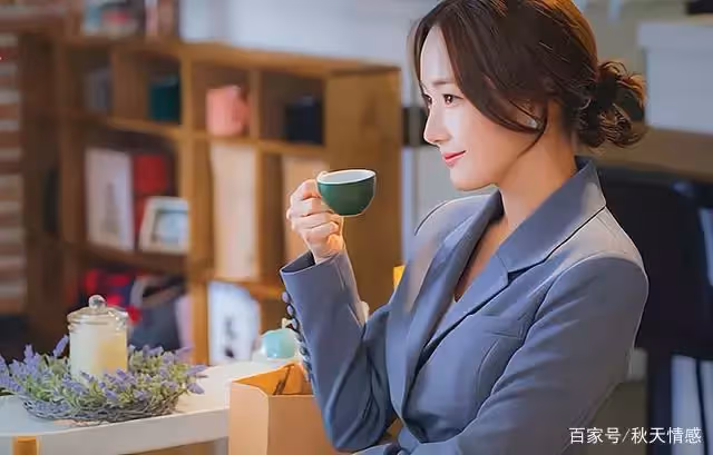 堂弟欠債10萬,母親盯上女兒彩禮:我倆養老全靠他,你出錢應該的