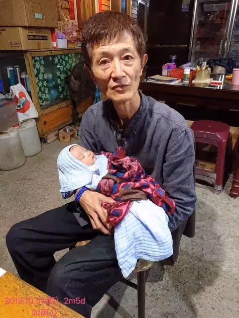 阿西軋4部戲累倒「女兒堅持降低工作量」只接配角!沒演戲「常往山上跑」學會隨緣生活