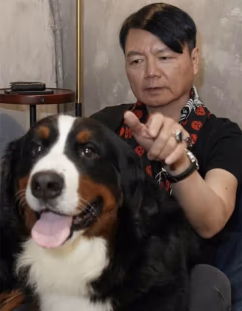老戲骨艾威受訪,罕談離婚原因!曾傾家蕩產為妻子治病放棄生育