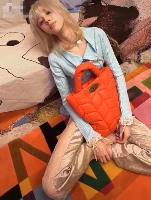華晨宇緋聞女友風波後首曬照,兩人被指夫妻相明顯,戀愛細節被扒