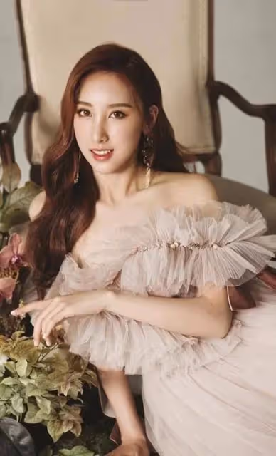 28歲女星承認戀愛3年分手，自曝曾精神出軌，現獲圈外人瘋狂追求