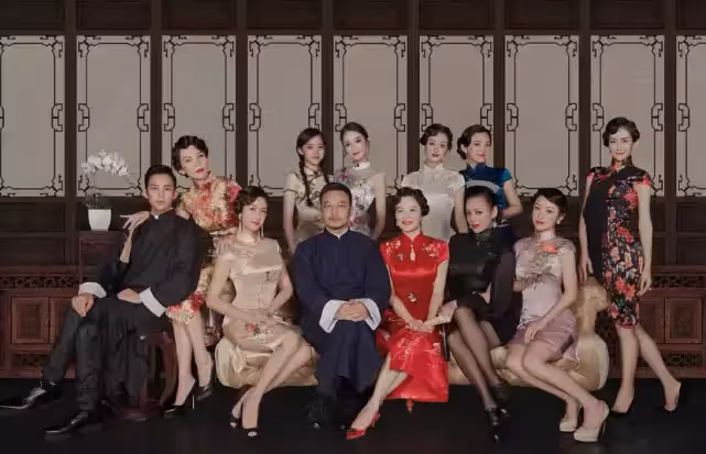舊到發霉也不洗!林青霞曬閨蜜「35年前送的Lv箱」 誇王祖賢鄧麗君「私下真實面」甜秀姐妹情