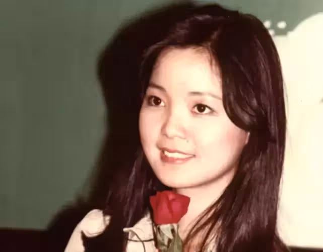 舊到發霉也不洗！林青霞曬閨蜜「35年前送的Lv箱」　誇王祖賢鄧麗君「私下真實面」甜秀姐妹情