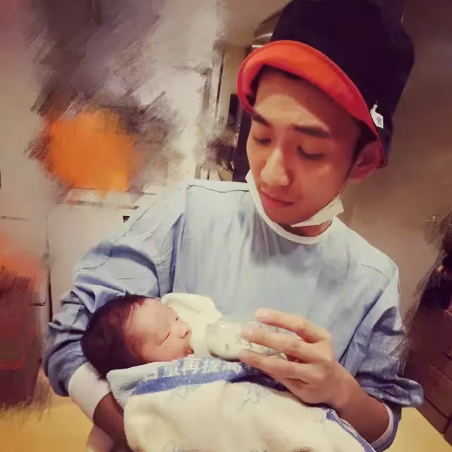 婚姻撐不住！33歲男星認「動了離婚念頭」借酒澆愁　淚訴太虧欠「夫妻相敬如賓7年」：怎麼會搞成這樣
