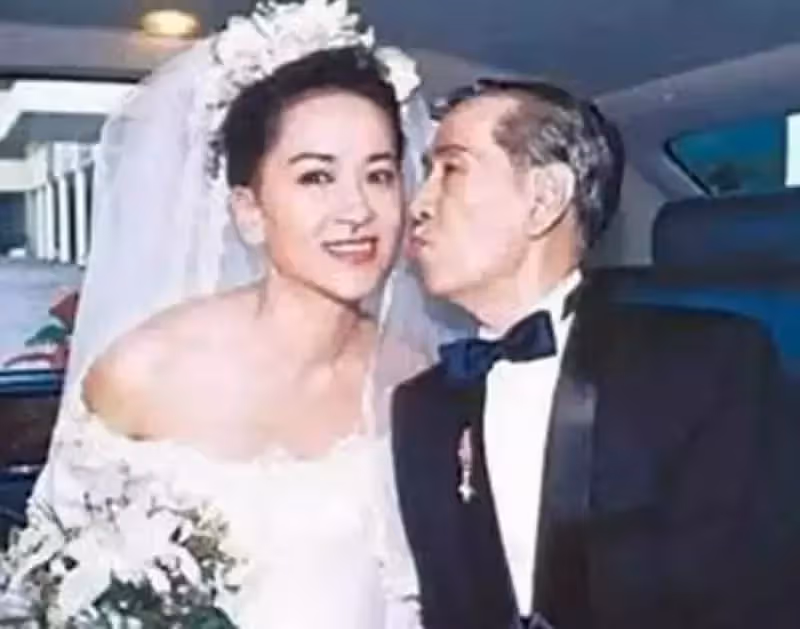 47歲的她當了30年第三者終於嫁入豪門,丈夫卻下遺囑:只給一塊錢