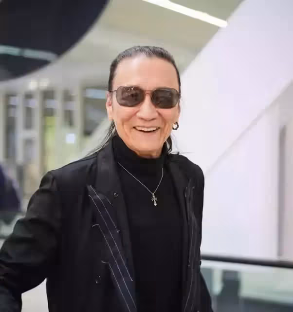 47歲的她當了30年第三者終於嫁入豪門,丈夫卻下遺囑:只給一塊錢