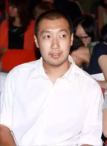 一代歌后!沒人敢潛規則她「嫁富二代初戀」 41歲生2胎「痛失雙胞胎女兒」成一生痛