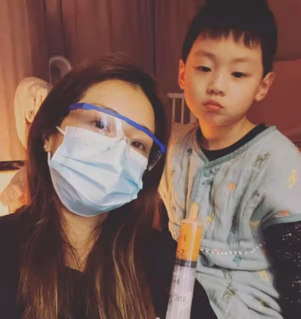 閉關16天終康復!前港姐一家四口外出遊玩,帶足防疫物品才敢出門