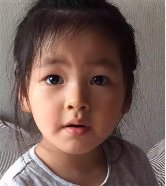阿雅的老公是轉世活佛,因學習佛法相識,夫妻二人孩子都已經6歲,「柏拉圖」式婚姻每年僅見面3、4次