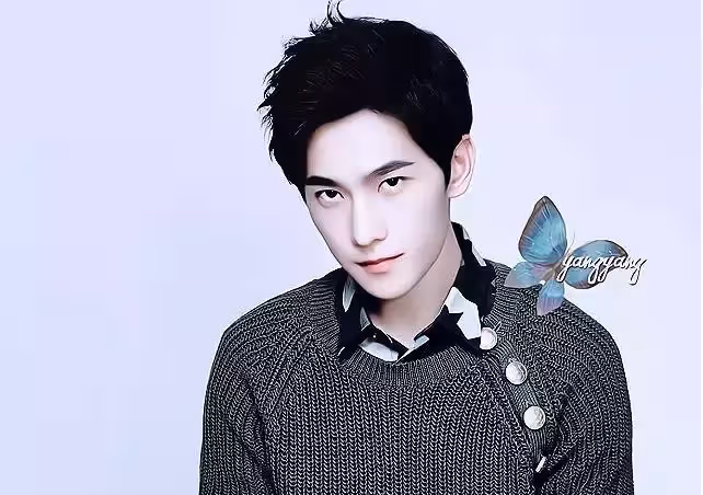 楊洋和歐豪都是演《左耳》走紅,現在的差距為何這麼大?