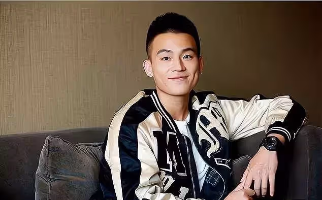 楊洋和歐豪都是演《左耳》走紅,現在的差距為何這麼大?
