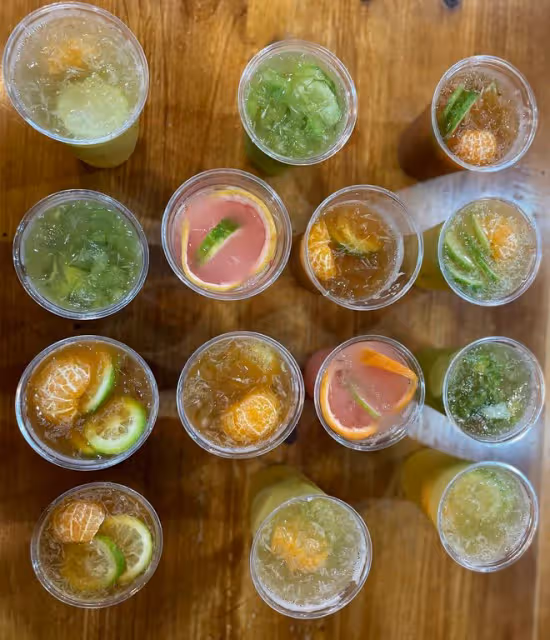 38歲男星被TVB辭退6年,轉戰內地開茶飲店,自曝每天品嘗40杯茶