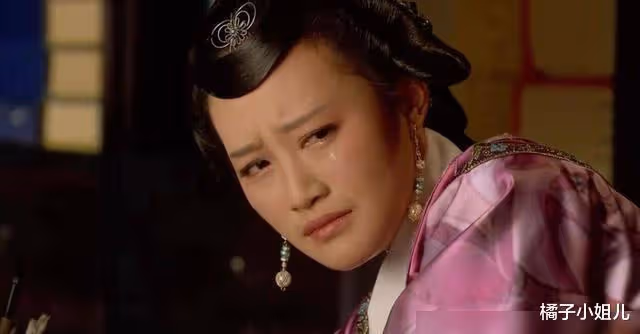 為防止浣碧有孕，甄嬛足足給她「子宮」，上了3道保險，太狠毒