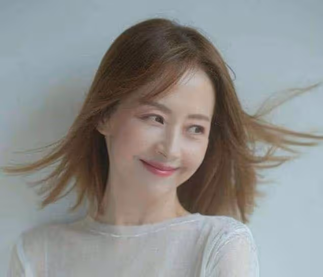 徐貞姬:嫁醜男遭家暴,二婚嫁小30歲富豪,曾花6000萬招男友