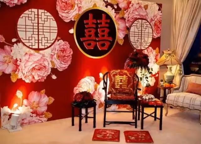 香港第一闊太:戴了一輩子帝王綠,丈夫走後把上億家產變百億,賭王四太見她都低頭!
