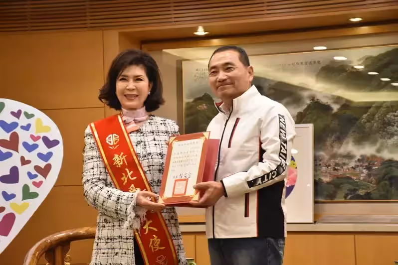 「最美主持人」魅力不變!73歲白嘉莉「新身份曝光」粉絲秒捐千萬:只為挺偶像 生日願望「不為自己許」