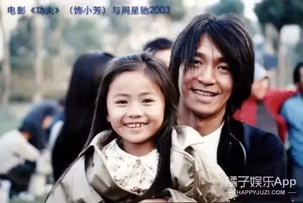 記得13年前《功夫》的小啞女嗎? 如今22歲變「甜美氣質高材生」網讚翻:星爺有眼光❤