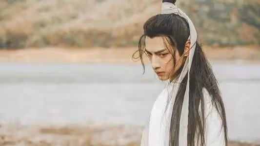 這5位「紙片人」明星，明明都已經瘦脫了相，為何還是樂此不疲？