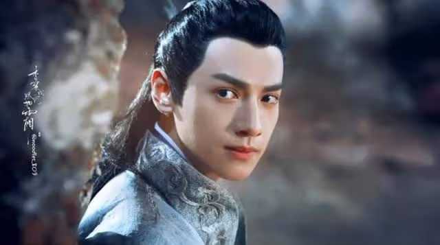 這5位「紙片人」明星，明明都已經瘦脫了相，為何還是樂此不疲？