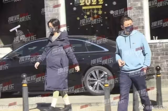 被譽「最佳前夫」!李亞鵬「甜護小19歲女友產檢」凸肚遮不住 離婚王菲9年爆再婚「鬆口回應了」