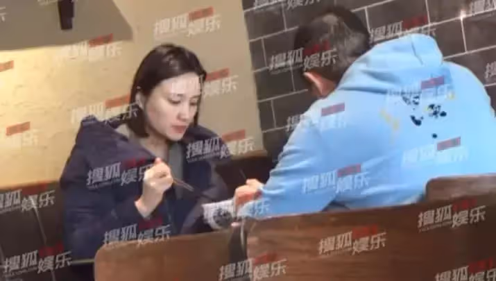 被譽「最佳前夫」!李亞鵬「甜護小19歲女友產檢」凸肚遮不住 離婚王菲9年爆再婚「鬆口回應了」