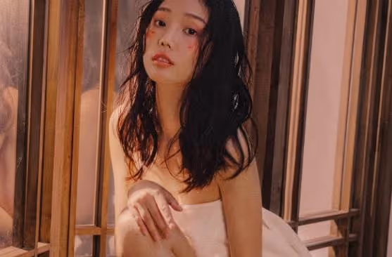 我被同學表叔包養，10年後，我們都傻眼了