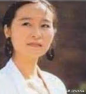 「國民媽媽」奚美娟：高齡產子後被離婚，26年後卻和前夫同台飆戲
