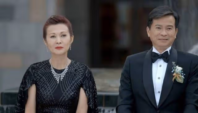 TVB離巢綠葉接演《家族榮耀》感意外，為妻入行，曾因信仰被停職