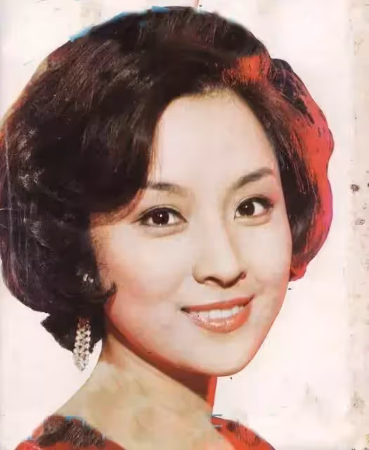 時隔44年!「72歲甄珍再談前夫謝賢」自曝兩人離婚始末 直言:「如果重來一次 不會與謝賢離婚」