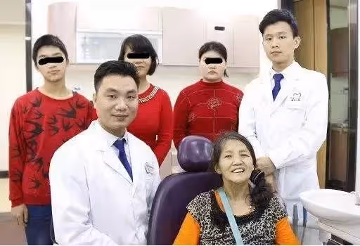 「拾荒媽媽」終身未嫁,撫養30多名棄兒,孩子長大後卻不聯繫她