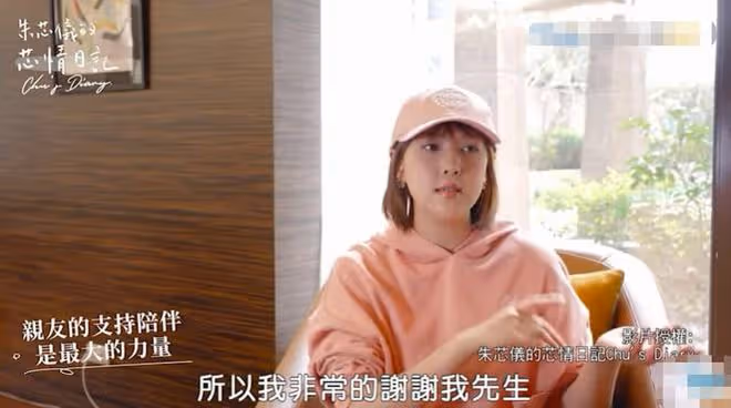 36歲女星自曝患乳腺癌！早有預兆反覆發燒，育三娃哺乳胸部已變形