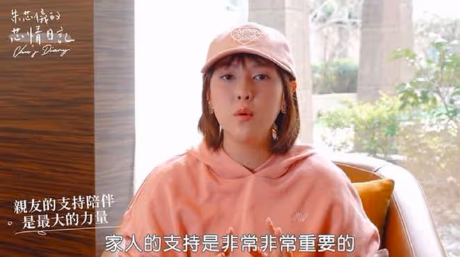 36歲女星自曝患乳腺癌！早有預兆反覆發燒，育三娃哺乳胸部已變形