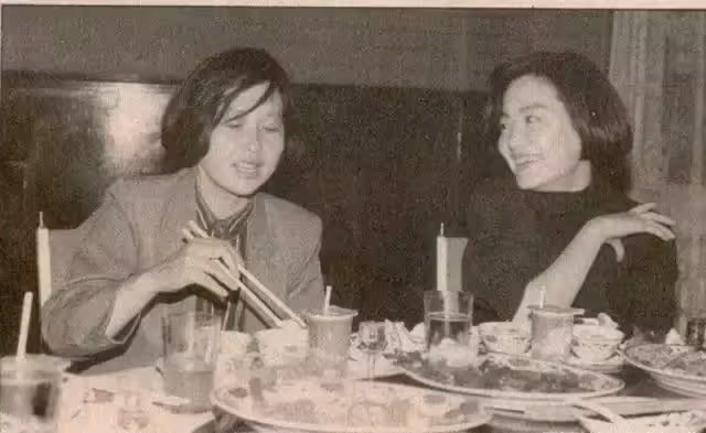 同胞不同命?妹妹是林青霞,她卻嫁外地靠退休金度日,姐妹二人36年才相認:平淡也很好