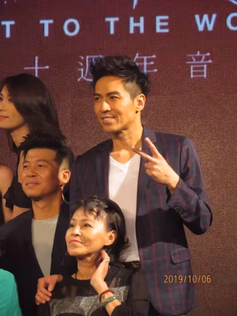 沒見過生父!紅孩兒成員「由媽媽獨自帶大」隨繼父姓 長大後尋根「揭開當年真相」落淚:我錯怪爸了