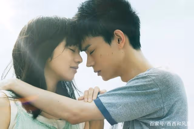 菅田將暉不願小松菜奈離開自己的視線，明星也會為愛煩惱