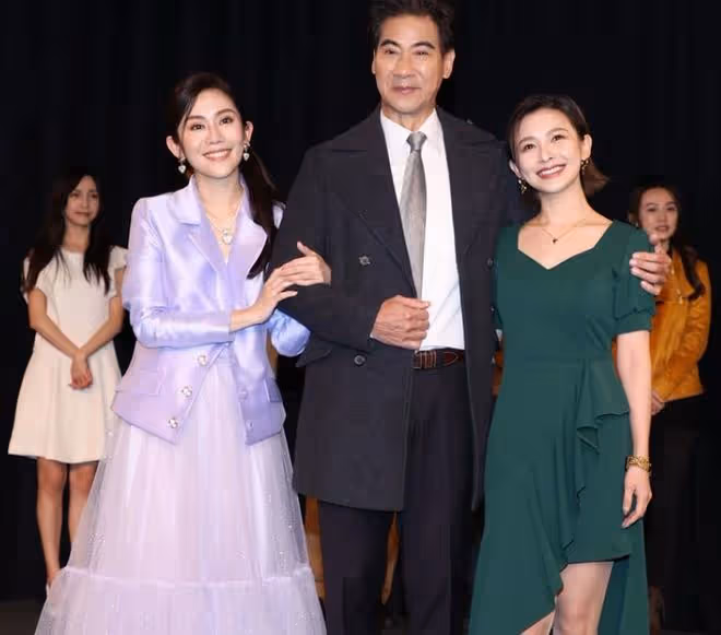 俞小凡18歲女兒戀情曝光,翁家明直言很抗拒:見她男友可能會尷尬