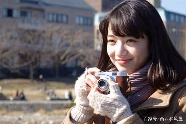 菅田將暉不願小松菜奈離開自己的視線，明星也會為愛煩惱