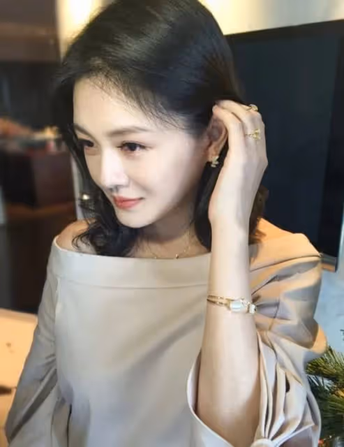 占女星便宜、53歲玩心不改,大S的韓國老公還有多少秘密?
