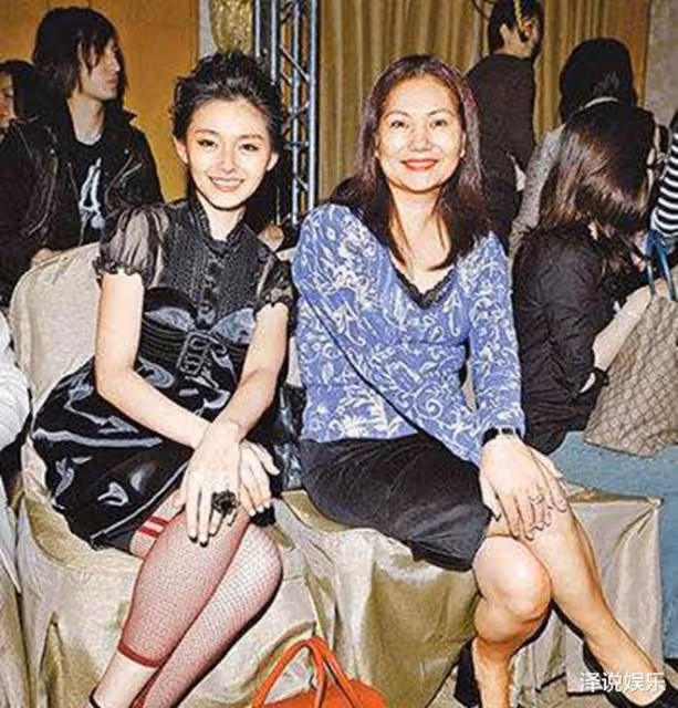 大s母親氣到吃降壓藥,女兒新任丈夫舉動很媽寶,意外曝出與汪小菲結婚內情